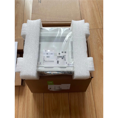 FG-81F 8 x GE RJ45-poorten 2 x RJ45/SFP gedeelde media WAN-poorten 128 GB SSD Compact Design