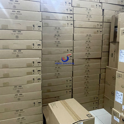 Le novo SR630 Serversysteem met 32 GB geheugen Intel Xeon-Gold 6240 1U Rack server