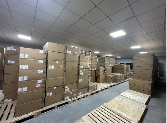 Dell PowerEdge T550 Intel Xeon Tower Server 2.1GHz rackserver op voorraad klaar voor verzending