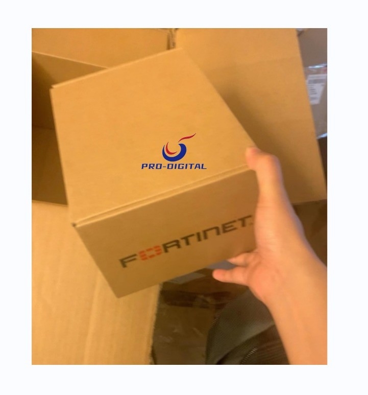 Fortinet FG-30E Wired Firewall 900 duizend gelijktijdige sessies voor robuuste beveiliging